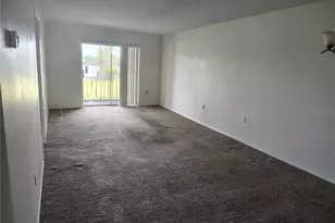 3737 Lake Bayshore Dr, Bradenton, FL 34205 - Photo 4