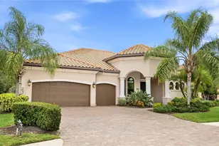 13513 Swiftwater Wy, Bradenton, FL 34211 - Photo 4