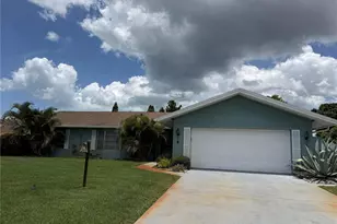 7402 13th Ave W, Bradenton, FL 34209 - Photo 1
