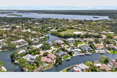 813 Idlewild Way, Sarasota, FL 34242 - Photo 12