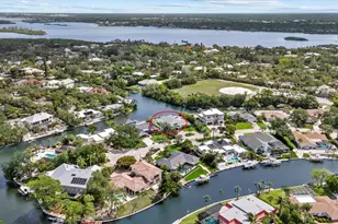 813 Idlewild Way, Sarasota, FL 34242 - Photo 12