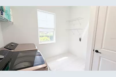 8294 Grande Shores Drive, Sarasota, FL 34240 - Photo 28