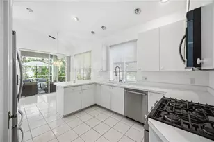 7159 Prestwick Ct, University Park, FL 34201 - Photo 4