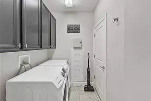 3137 Moorings Dr S, Saint Petersburg, FL 33712 - Photo 30