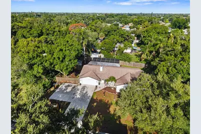 4204 Pine Meadow Terrace, Sarasota, FL 34233 - Photo 1