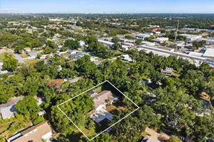 4204 Pine Meadow Terrace, Sarasota, FL 34233 - Photo 6