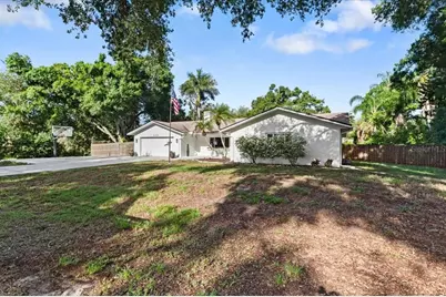 4204 Pine Meadow Terrace, Sarasota, FL 34233 - Photo 4