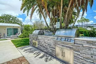 5830 Midnight Pass Rd, Sarasota, FL 34242 - Photo 18