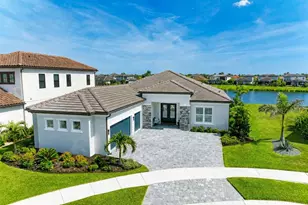8533 Beechlake Ct, Sarasota, FL 34240 - Photo 2