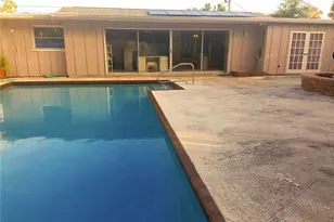 3033 Dawson St, Sarasota, FL 34239 - Photo 2