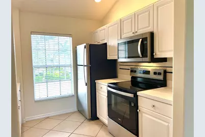8370 Wingate Drive #726, Sarasota, FL 34238 - Photo 6