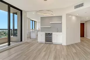 1211 Gulf of Mexico Dr, Longboat Key, FL 34228 - Photo 8