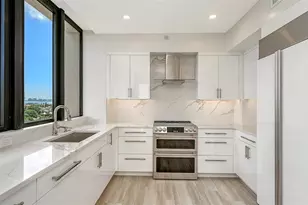 1211 Gulf of Mexico Dr, Longboat Key, FL 34228 - Photo 20