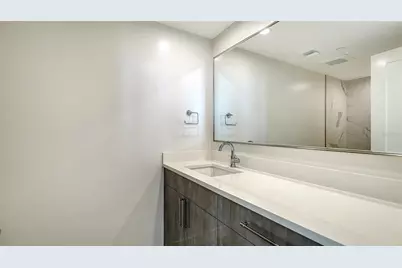 1211 Gulf Of Mexico Drive #701, Longboat Key, FL 34228 - Photo 38