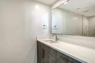 1211 Gulf of Mexico Dr, Longboat Key, FL 34228 - Photo 38