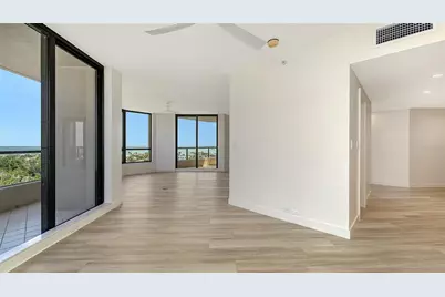 1211 Gulf Of Mexico Drive #701, Longboat Key, FL 34228 - Photo 44