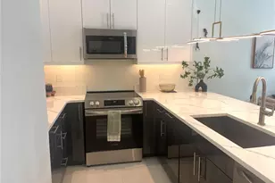 1558 4th St, Sarasota, FL 34236 - Photo 12