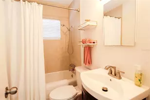 671 47th St, Sarasota, FL 34234 - Photo 18