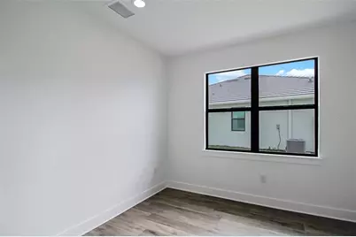 18588 Dayspring Place, Venice, FL 34293 - Photo 12