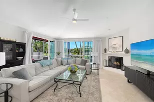 3460 Winding Oaks Dr, Longboat Key, FL 34228 - Photo 12