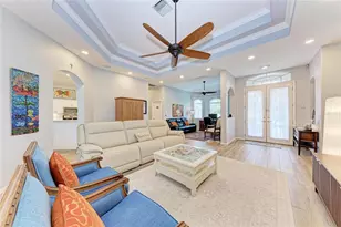 4471 McIntosh Lake Ave, Sarasota, FL 34233 - Photo 8