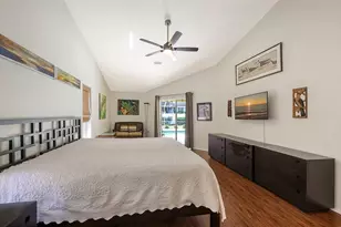 4463 Diamond Cir S, Sarasota, FL 34233 - Photo 22