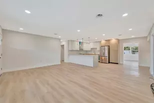 2705 Sunnyside St, Sarasota, FL 34239 - Photo 6