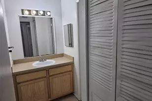 5400 26th Street W, Bradenton, FL 34207 - Photo 12