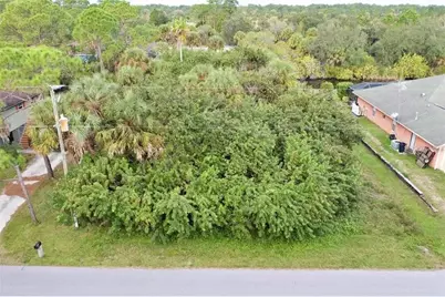 369 Cheshire Street, Port Charlotte, FL 33953 - Photo 4