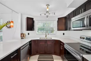 2403 Vermont Ave E, Bradenton, FL 34208 - Photo 10