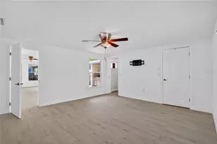 2403 Vermont Ave E, Bradenton, FL 34208 - Photo 14