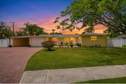 2403 Vermont Avenue E, Bradenton, FL 34208 - Photo 1