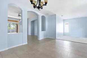 4623 61st Dr E, Bradenton, FL 34203 - Photo 8