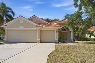 4623 61st Dr E, Bradenton, FL 34203 - Photo 1