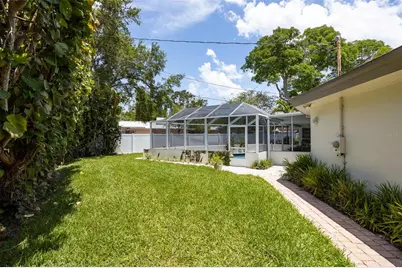 6311 Bahama Shores Drive S, Saint Petersburg, FL 33705 - Photo 44