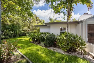 6311 Bahama Shores Drive S, Saint Petersburg, FL 33705 - Photo 50