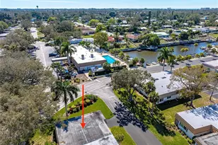 5440 Riverbluff Cir, Sarasota, FL 34231 - Photo 16