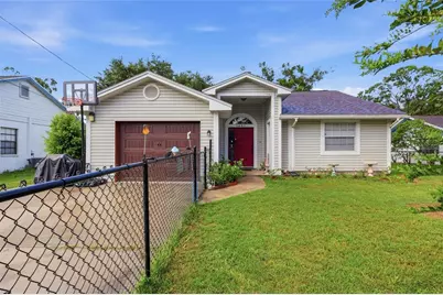 1405 E Frances Avenue, Plant City, FL 33563 - Photo 1