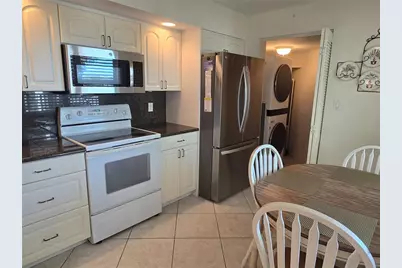 450 Gulf Of Mexico Drive #303, Longboat Key, FL 34228 - Photo 12