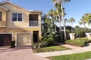 8098 Moonstone Dr, Sarasota, FL 34233 - Photo 2