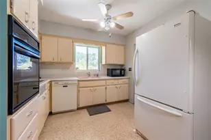 2215 Grove St, Sarasota, FL 34239 - Photo 14