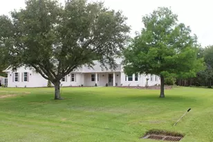 5621 Cypress Creek Dr, Grant, FL 32949 - Photo 2