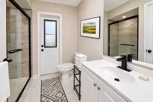 5667 Creekwood Dr, Sarasota, FL 34233 - Photo 4