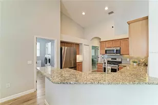 6750 64th Terrace E, Bradenton, FL 34203 - Photo 10