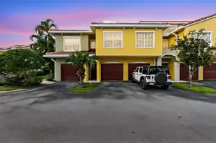 5601 Bentgrass Dr, Sarasota, FL 34235 - Photo 2