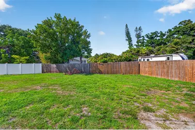 3030 10th Avenue N, Saint Petersburg, FL 33701 - Photo 20