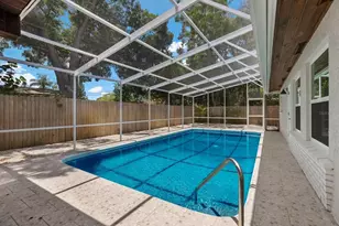 5720 Isanda Pl, Sarasota, FL 34231 - Photo 26