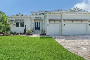 1519 Harbor Dr, Sarasota, FL 34239 - Photo 8