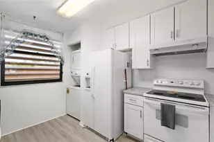 106 Tidewater Dr, Bradenton, FL 34210 - Photo 10