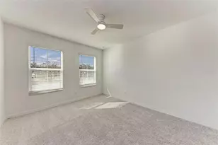 314 Via Anina Dr, Sarasota, FL 34243 - Photo 20